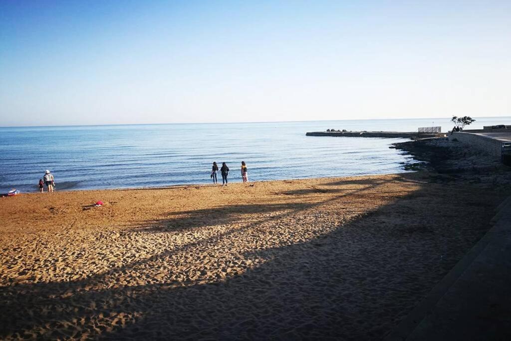 A... Mare Sicilia Villa Marina di Modica Bagian luar foto
